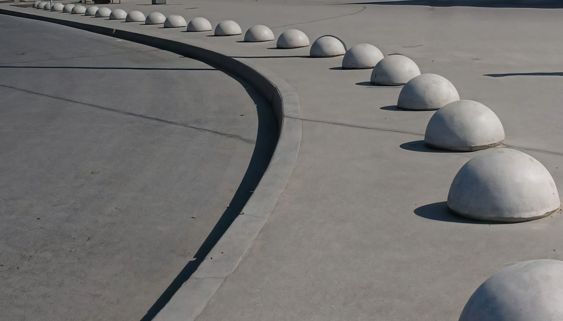 Полусферы бетонные